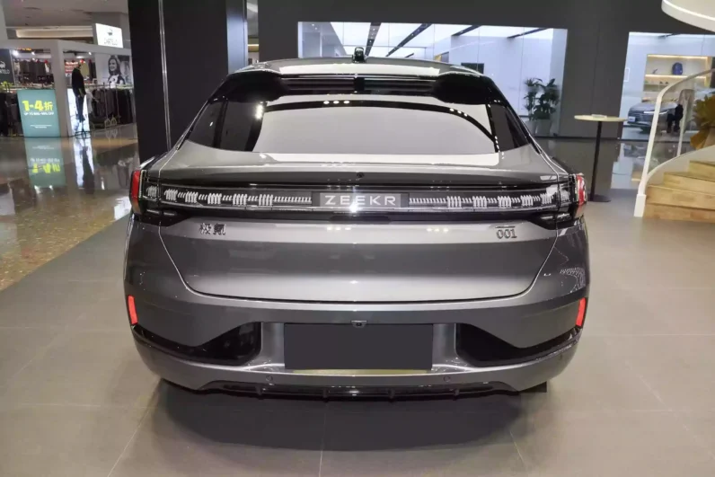Zeekr 001 2023