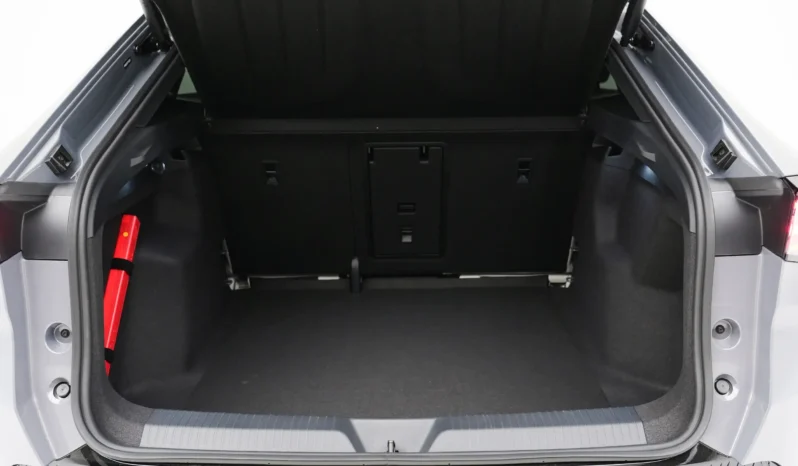 
								Volkswagen ID. UNYX full									