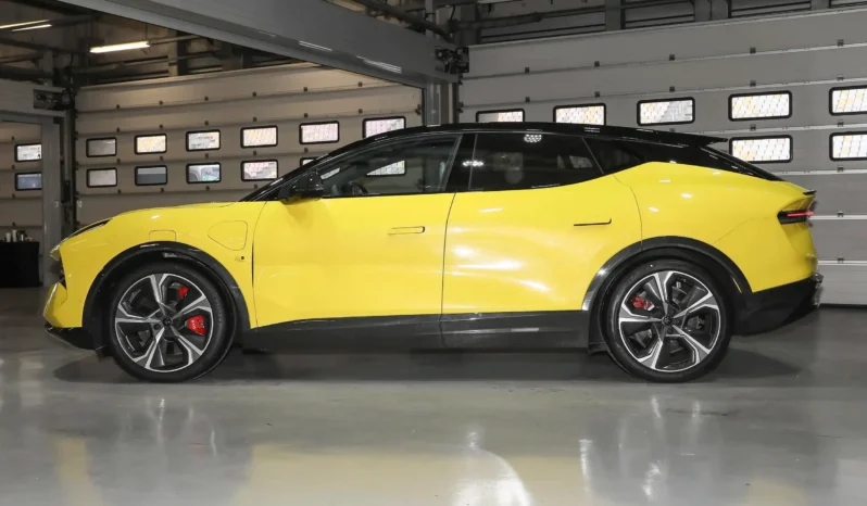 
								Lotus Eletre full									