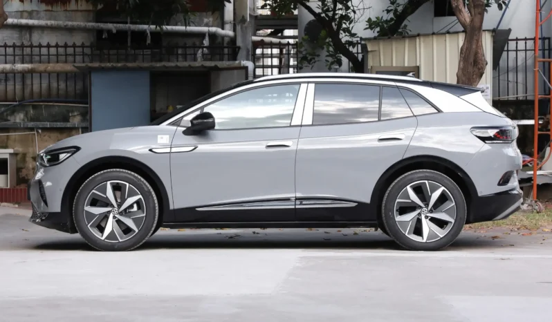 
								Volkswagen ID.4 CROZZ full									