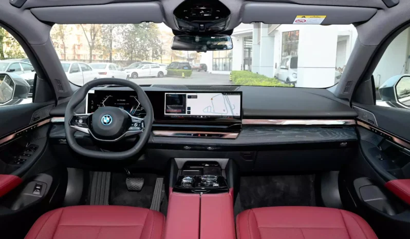 
								BMW i5 full									