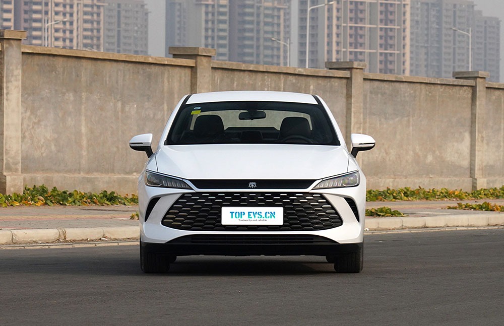 imgi_3_1_3(4) 2026 BYD Qin Plus DM-i– China Export Vehicle | Reliable Cars From China - Image 1